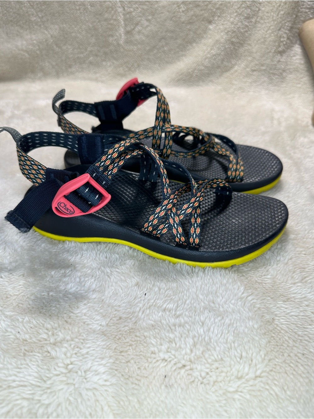 Chaco ZX1 Ecotread Kid's Youth Sandals Black Yellow Crest Citrus Size 4